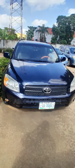 Toyota RAV4 2.2 D-4D 2008 Blue
