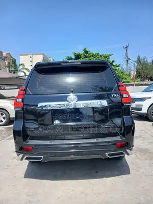 Toyota Land Cruiser Prado 2016 Black