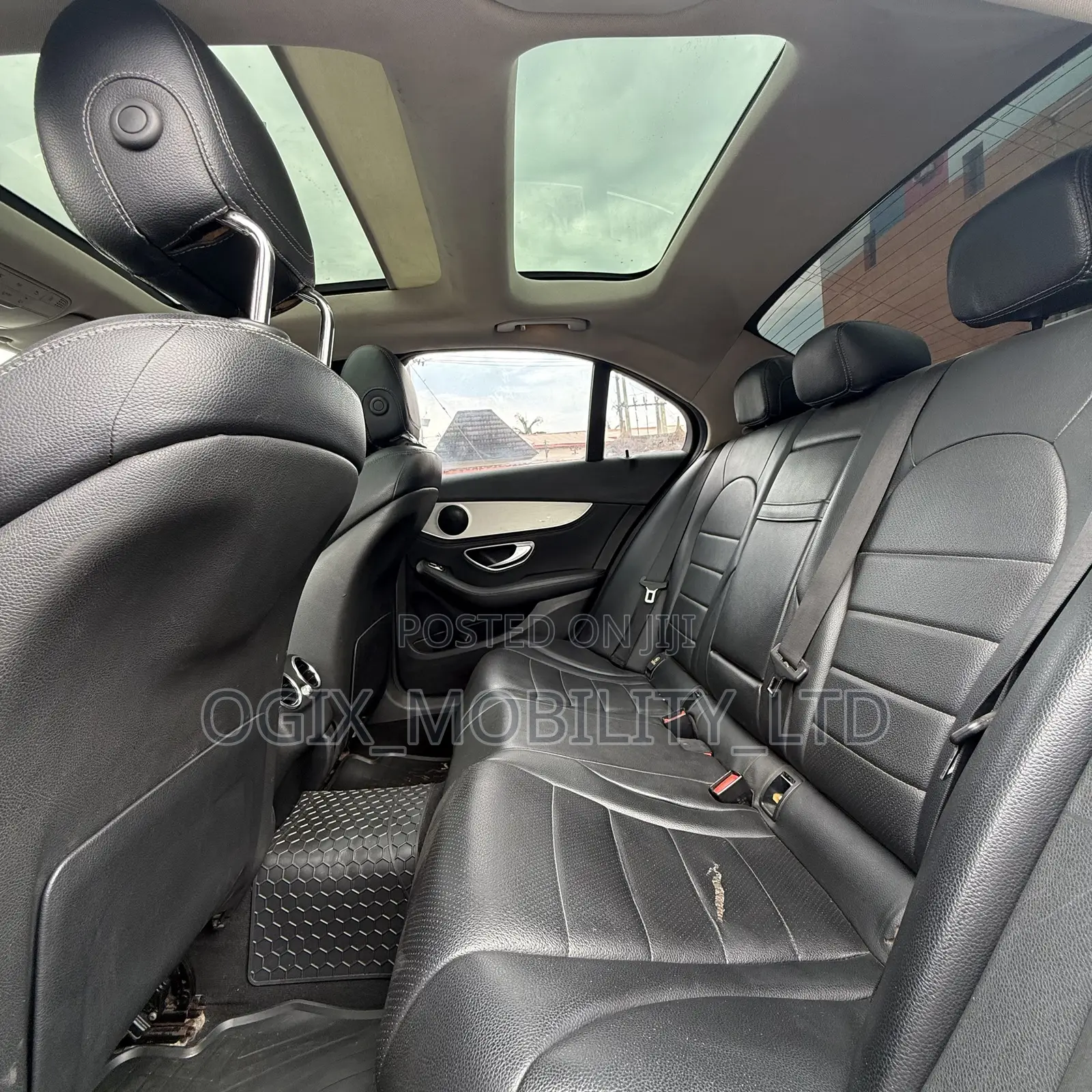Mercedes-Benz C300 2016 White