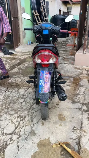 TVS Neo NX 2025 Red
