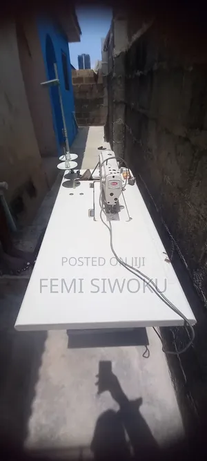Emel Industrial Straight Lockstitch Sewing Machine.