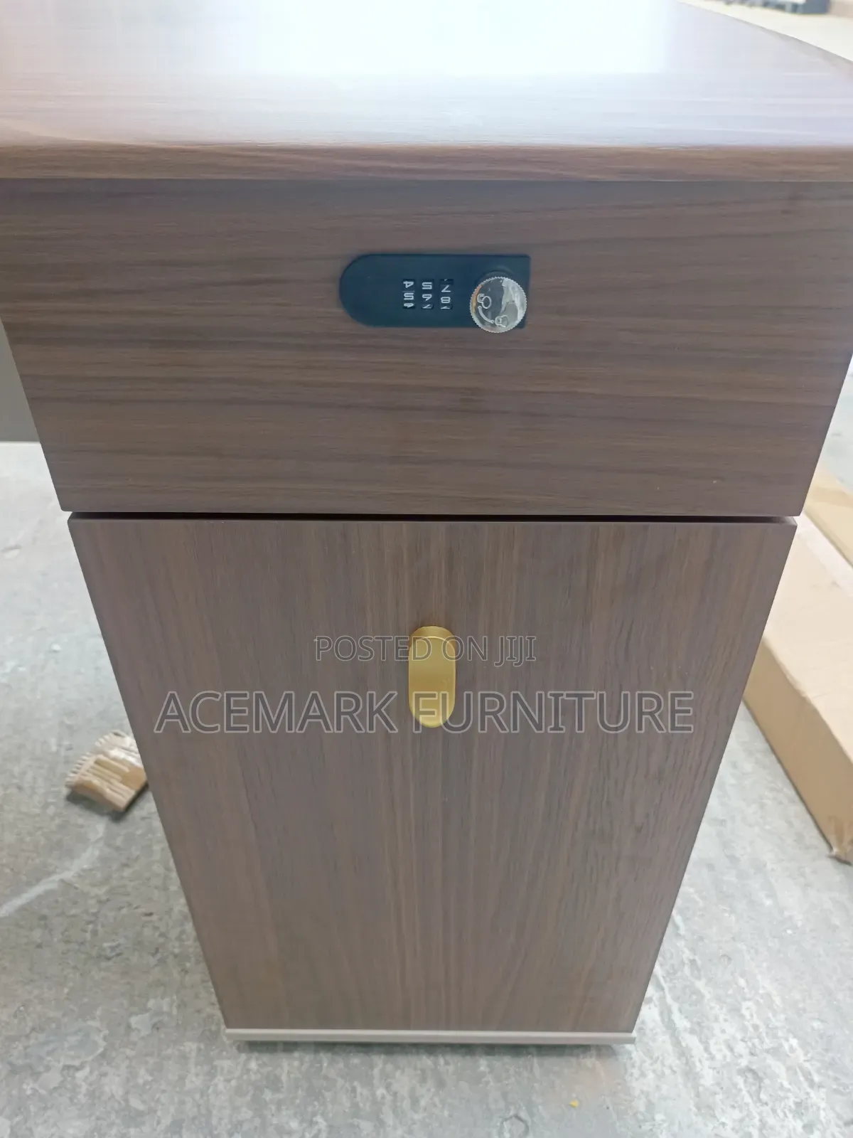 Mini Executive Office Table