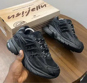 Adidas Sneakers Sneakers