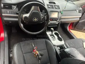 Toyota Camry SE 4dr Sedan (2.5L 4cyl 6A) 2014 Red