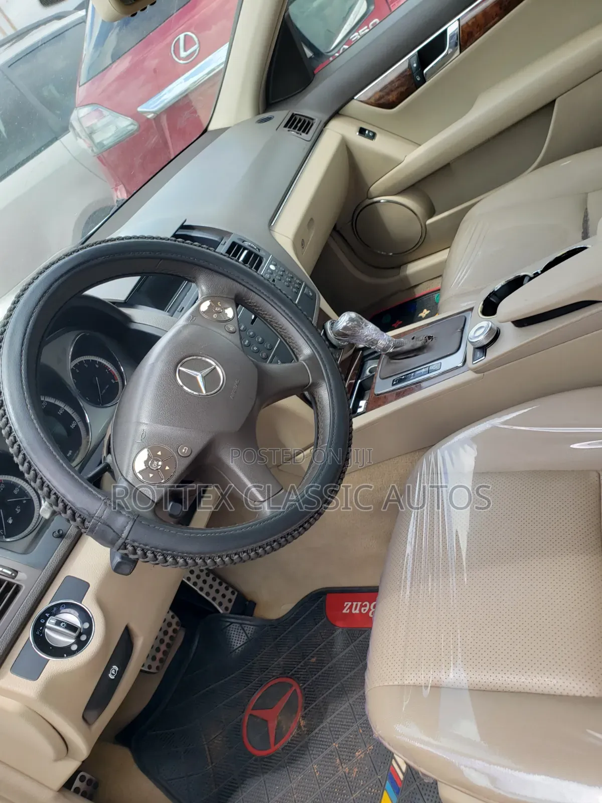 Mercedes-Benz C300 2010 White
