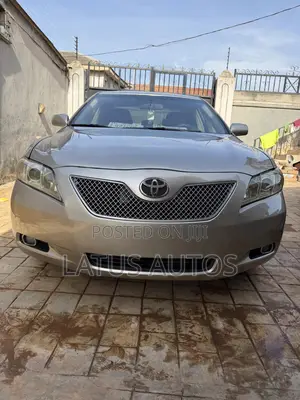 Toyota Camry LE 4dr Sedan (2.4L 4cyl 5A) 2007 Gold