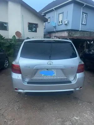 Toyota Highlander 2010 Silver