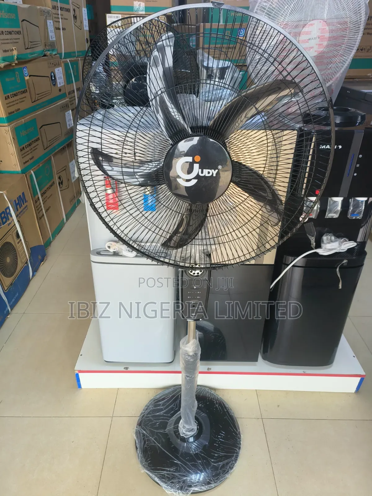 Gudy 18" Rechargeable Fan