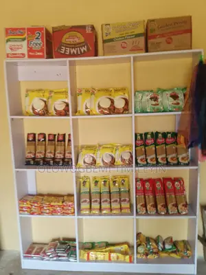 Shelves (3 Units)