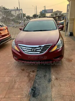 Hyundai Sonata 2011 Red