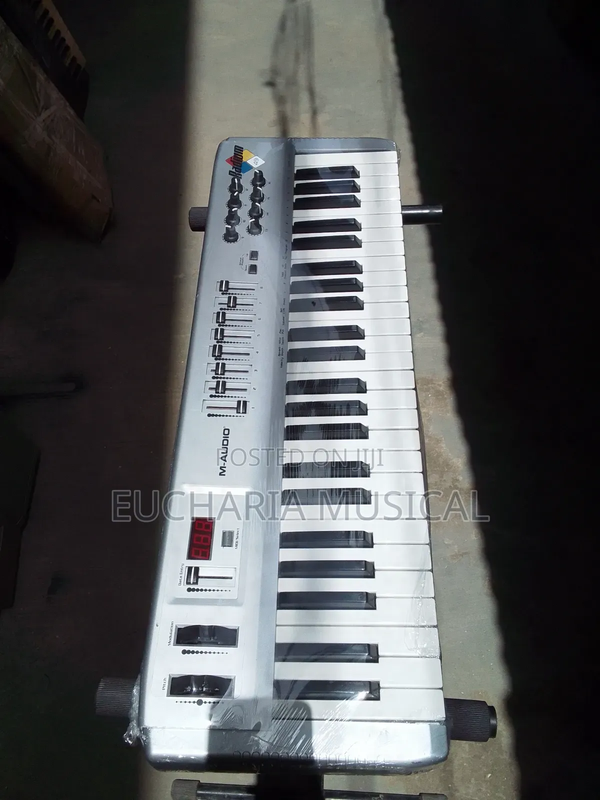 M-Audio Radium 49 Midi Keyboard Controller – Clean Fully Functional