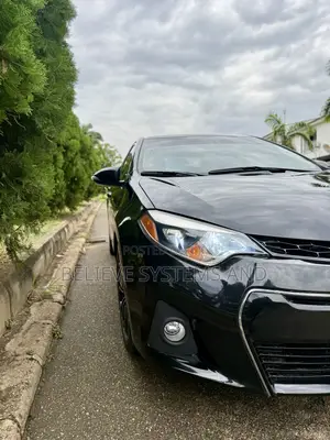Toyota Corolla S 4dr Sedan (1.8L 4cyl CVT) 2014 Black