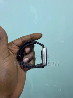 Apple Watch Series 7 45mm