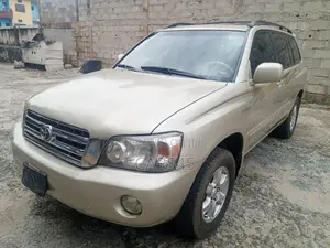 Toyota Highlander Limited V6 FWD 2002 Gold