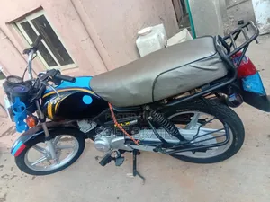 TVS HLX 125 2024 Black