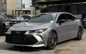 Toyota Avalon 2021 Silver