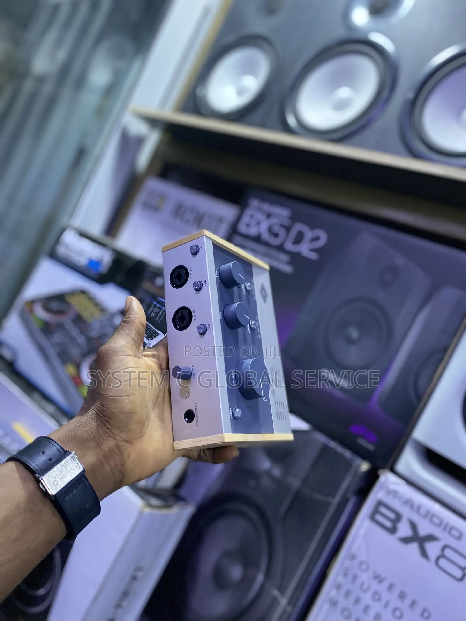 Volt 2/76 Bus-Powered Used Audio Interface