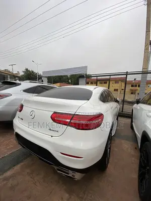 Mercedes-Benz GLC-Class 2017 White