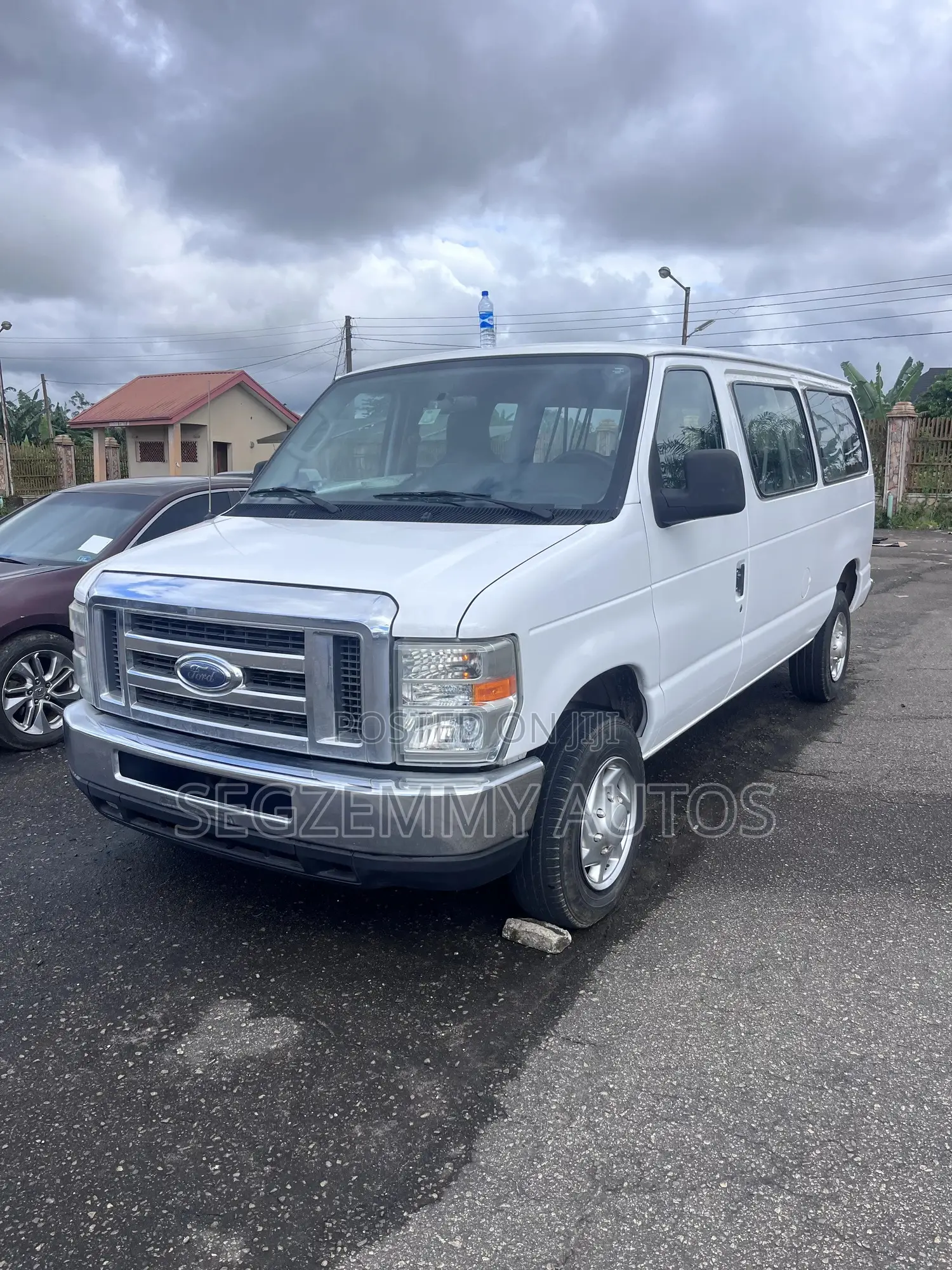 Ford E350 2011 White