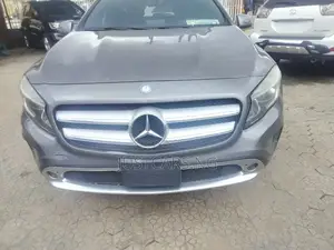 Mercedes-Benz GLA 250 2017 Gray
