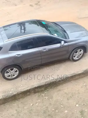 Mercedes-Benz GLA 250 2017 Gray