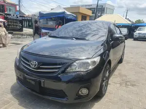 Toyota Corolla 2010 Black