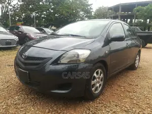 Toyota Yaris 2008 Gray