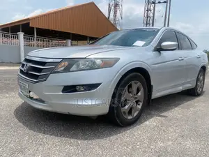 Honda Accord Crosstour 2011 Blue