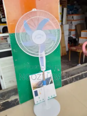 Foresolar 16" Rechargeable Solar Fan