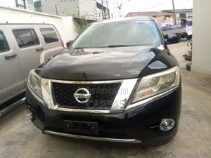 Nissan Pathfinder 2014 Black