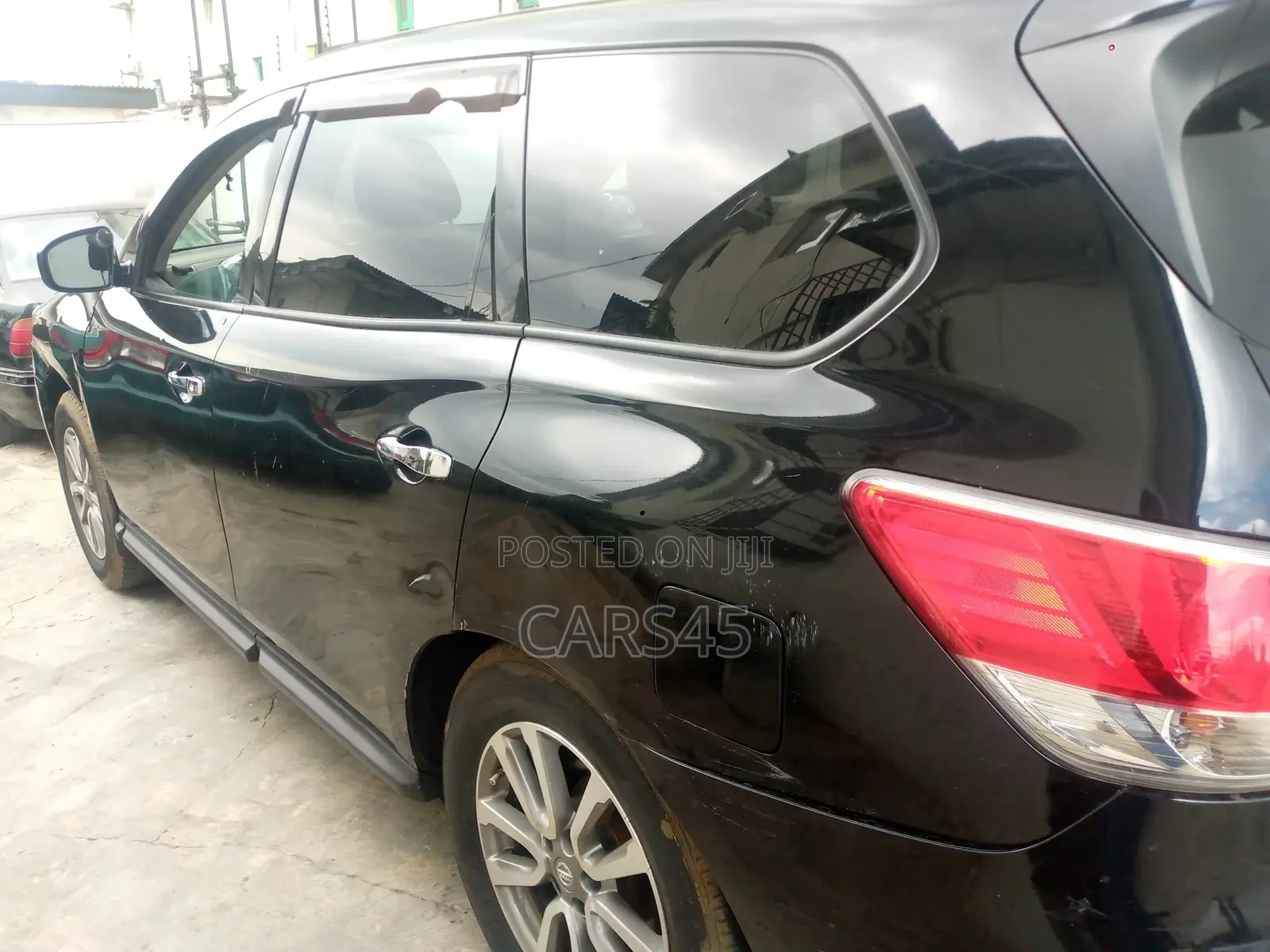 Nissan Pathfinder 2014 Black