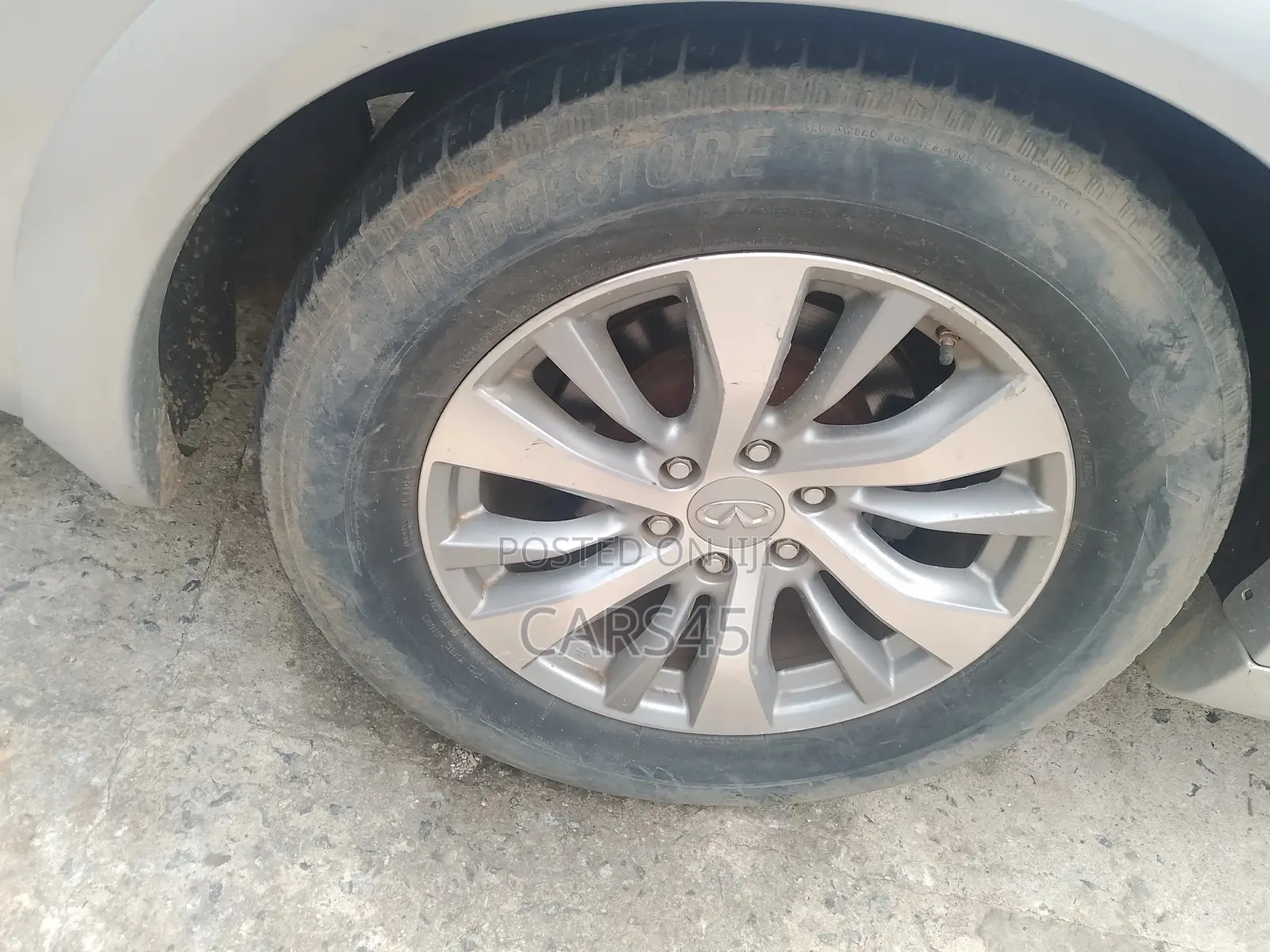 Infiniti QX80 2017 Silver
