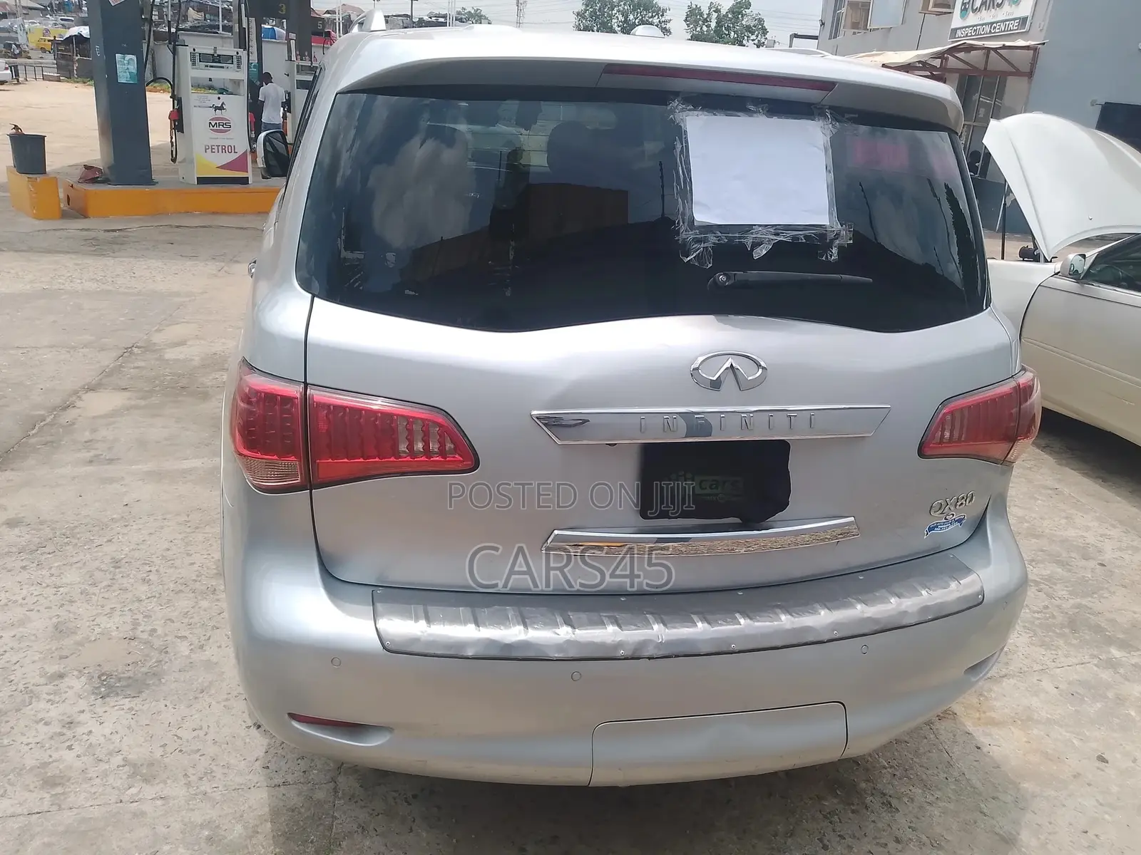 Infiniti QX80 2017 Silver