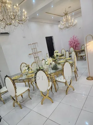 Quality Imported Luxury Dining Set Available on Ground