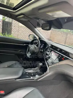 Toyota Camry 2021 White