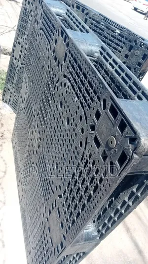 Heavyduty Plastic Pallet In Lagos