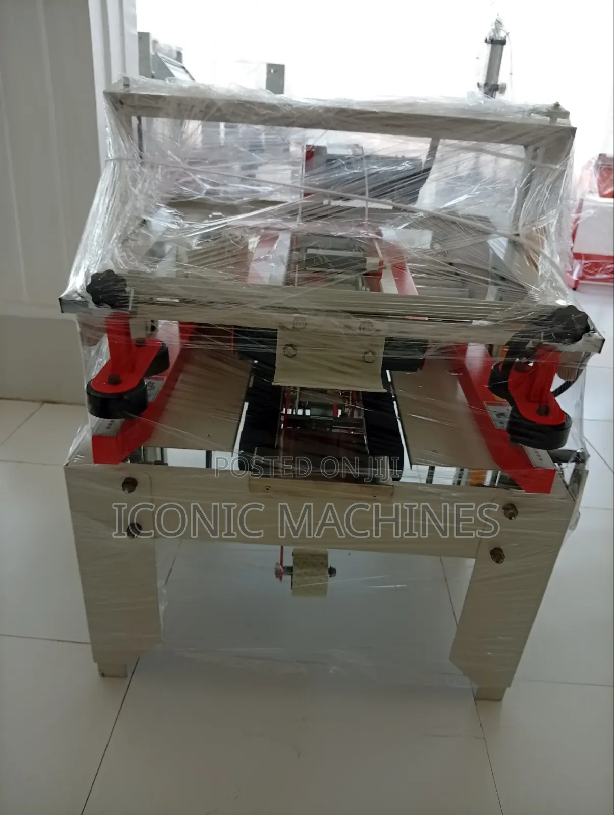 Carton Sealing Machine