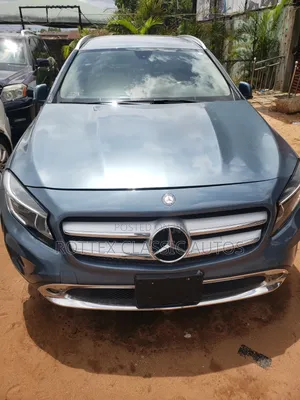 Mercedes-Benz GLA-Class 2016 Blue