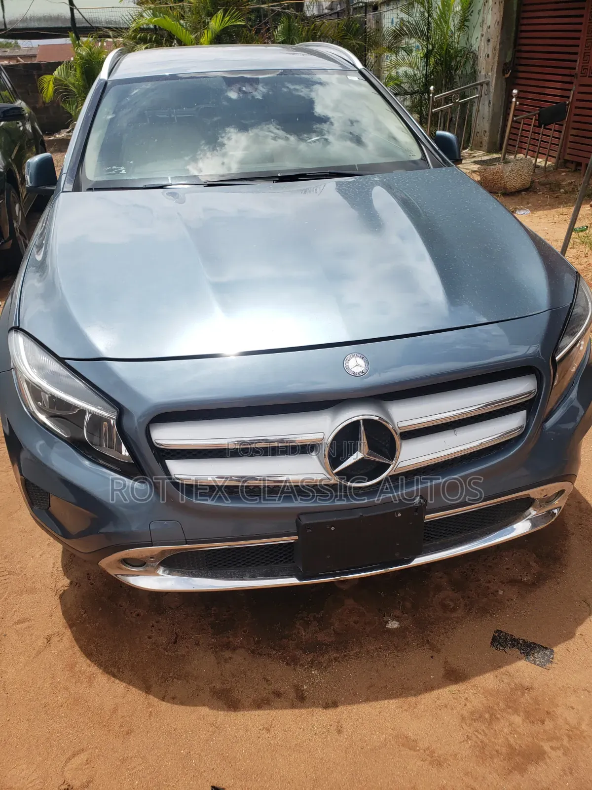 Mercedes-Benz GLA-Class 2016 Blue