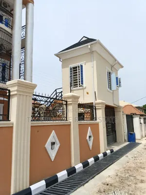 2bdrm Block of Flats in Valley View Estate, Ebute for rent