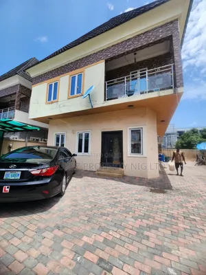 Studio Apartment in Chevron for rent