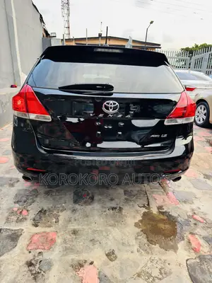 Toyota Venza LE 2012 Black