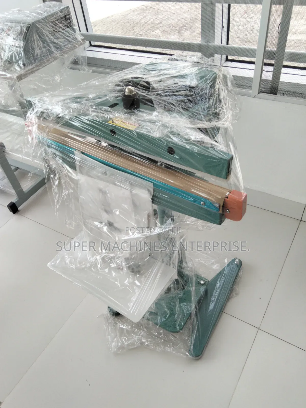 Direct Heat Pedal Sealing Machine