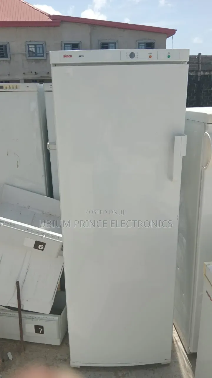 Bosch 7steps Standing Freezer