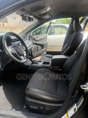 Toyota Camry SE 4dr Sedan (2.5L 4cyl 6A) 2015 Black