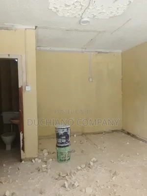 120sqm Pharmacy Space on the Road
