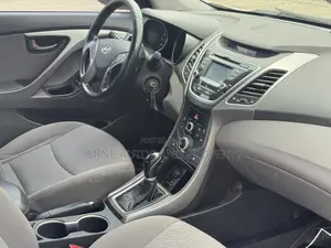 Hyundai Elantra 2015 White