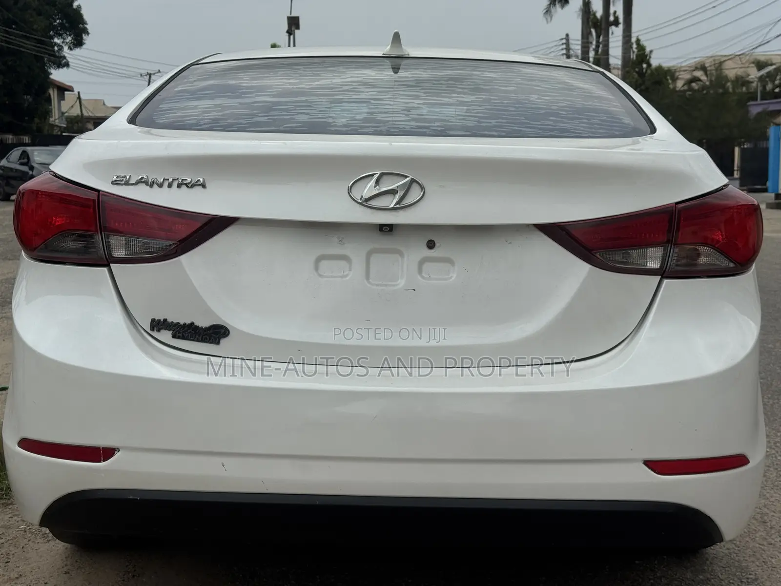 Hyundai Elantra 2015 White
