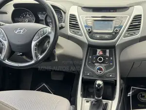Hyundai Elantra 2015 White
