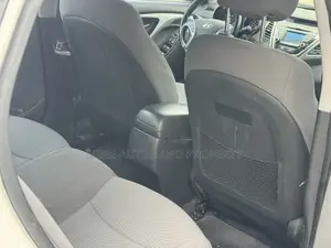 Hyundai Elantra 2015 White